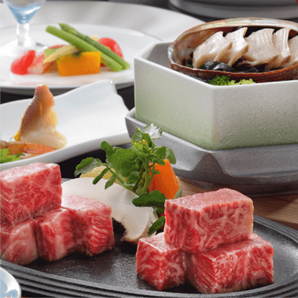 【夕食は個室！山形牛＆米沢牛ステーキで食べ比べ】豪快に肉料理を楽しみたい方へ♪